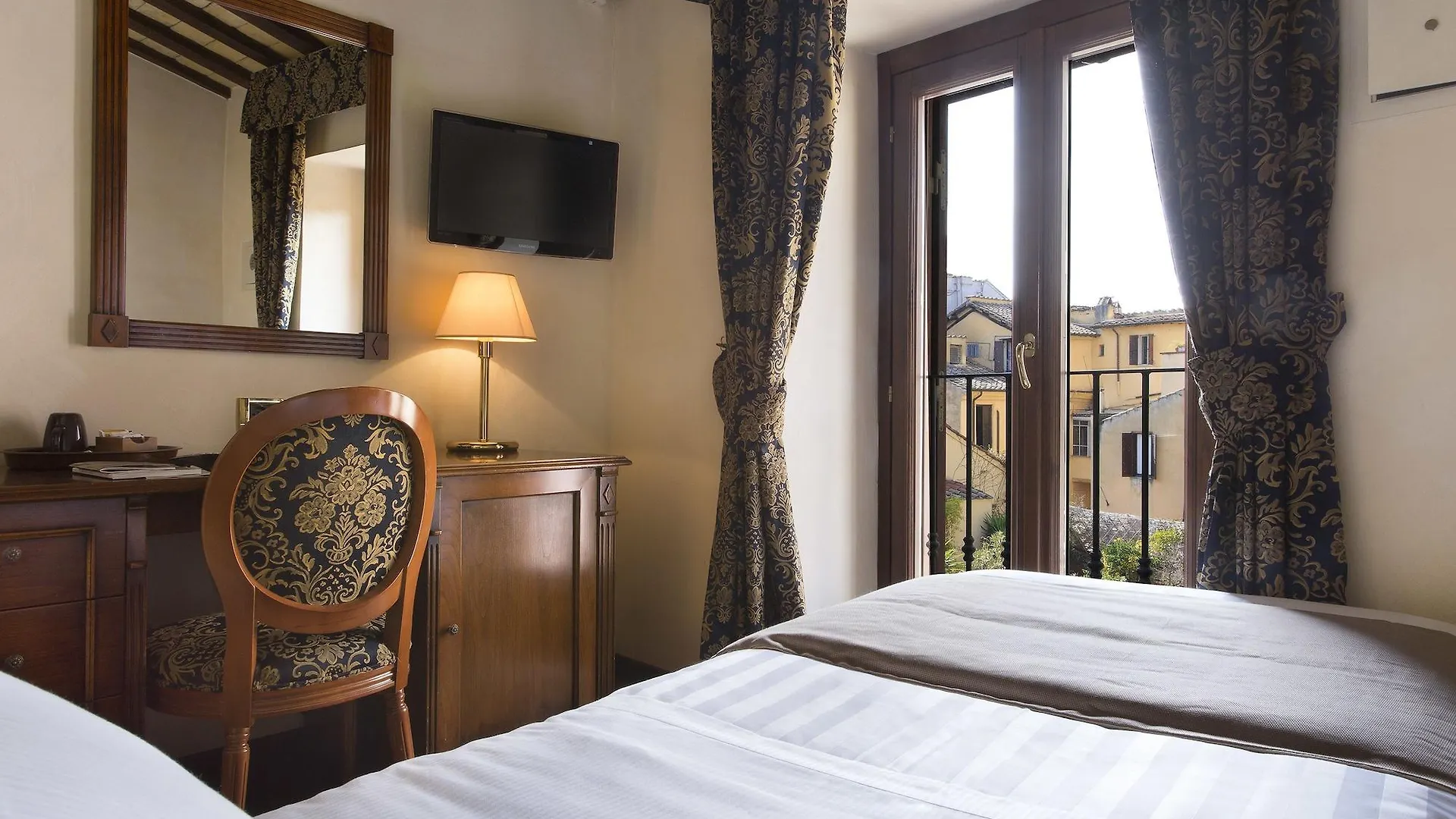 Hotel Teatro Pace Rome