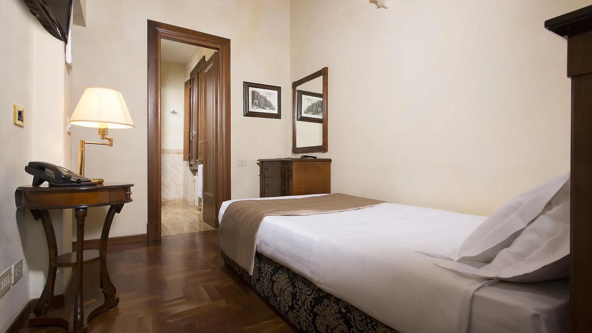 Hotel Teatro Pace Rome