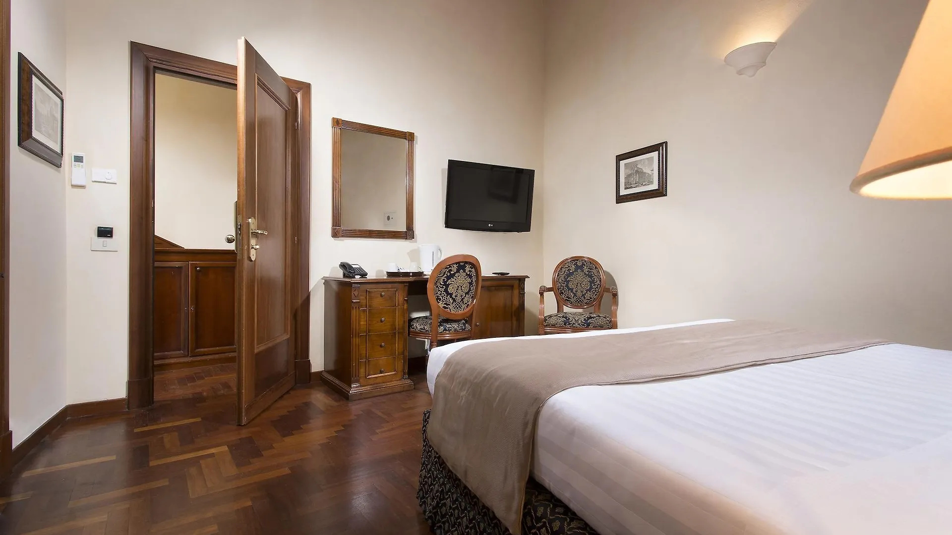 Hotel Teatro Pace Roma