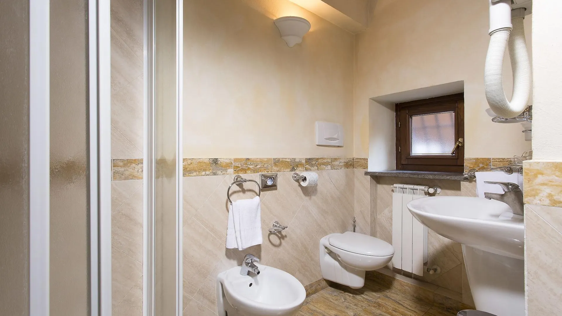 Hotel Teatro Pace Rome