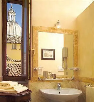 Hotel Teatro Pace Rome 3*,