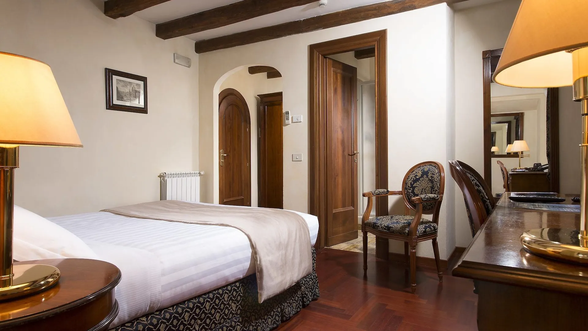 Hotel Teatro Pace Rome Italië