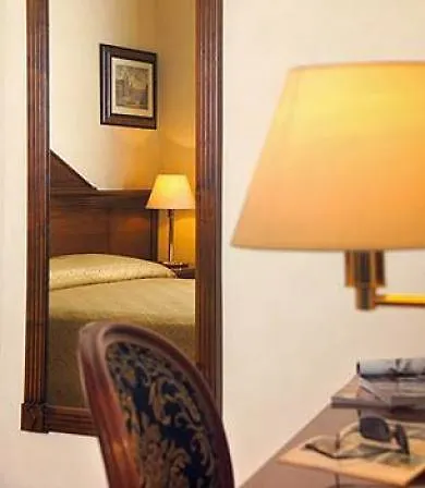 Hotel Teatro Pace Rome